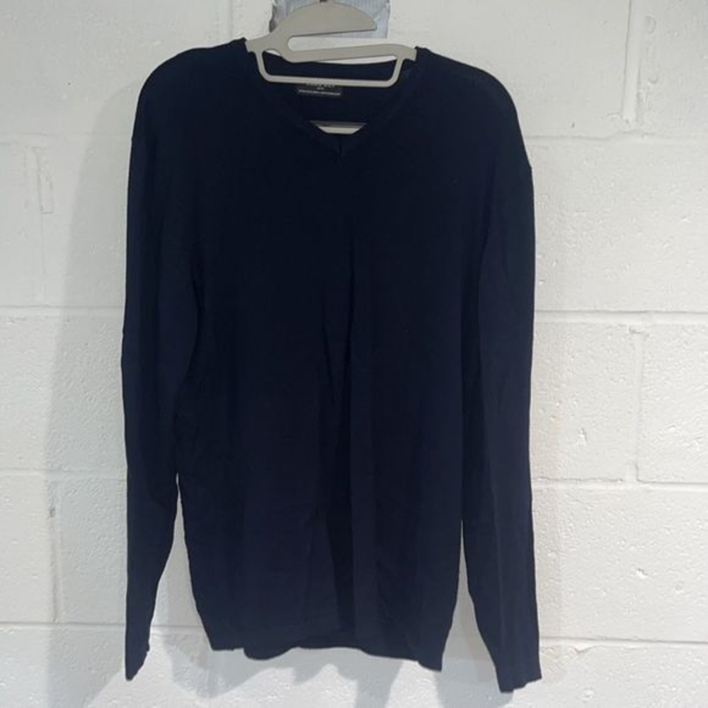 Zara Mens Sweater.‎